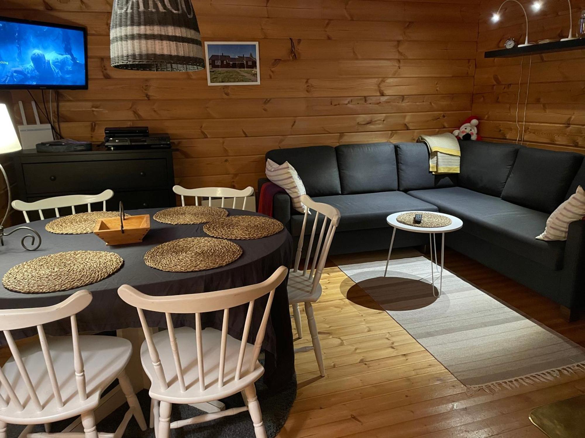 Chalet Yllaestoelli 2 A, Aekaeslompolo *